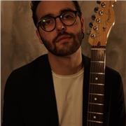 Insegnante di chitarra moderna, Musica, Produzione musicale